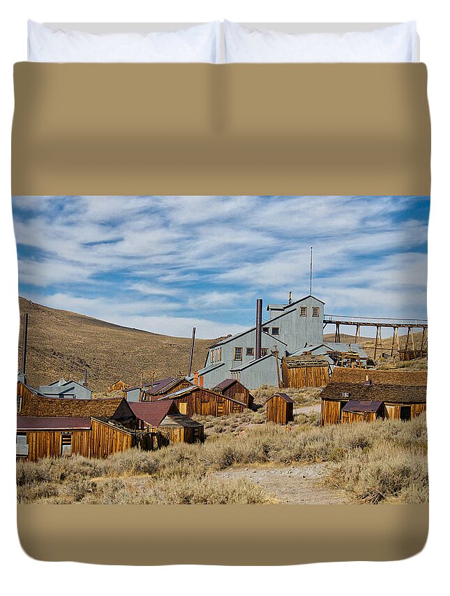 Bodie Duvet Cover featuring the photograph Nonverbal #38 by Steven Lapkin