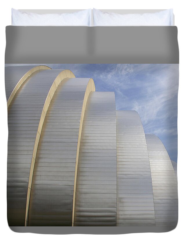 Abstract Building Duvet Cover featuring the photograph Kauffman Center for Performing Arts by Mike McGlothlen