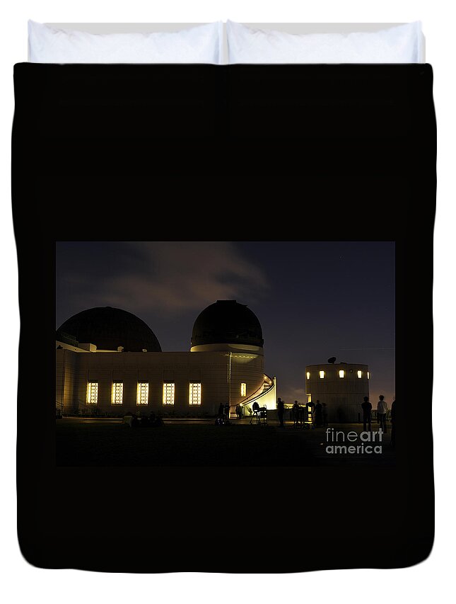Clay Duvet Cover featuring the photograph Night At Griffeth Observatory #4 by Clayton Bruster