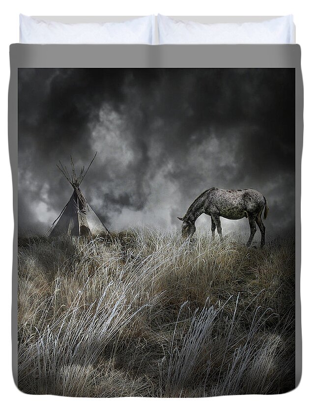 Cold Duvet Cover featuring the photograph 4099 by Peter Holme III