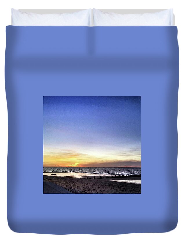  Duvet Cover featuring the photograph Instagram Photo #421483476035 by John Edwards