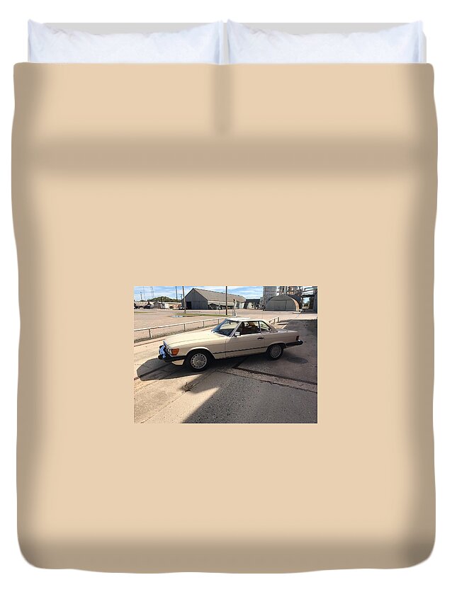 Mercedes-benz 560sl Duvet Cover featuring the photograph Mercedes-Benz 560SL #5 by Jackie Russo