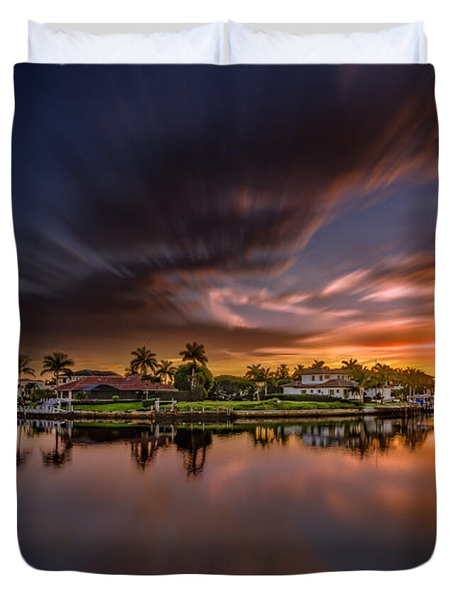 Naples Duvet Cover featuring the photograph Sunrise at Naples, Florida #5 by Peter Lakomy