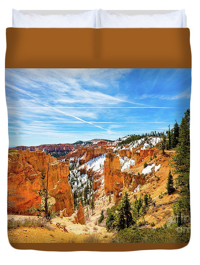 Black Birch Canyon Duvet Cover featuring the photograph Bryce Canyon Utah #6 by Raul Rodriguez