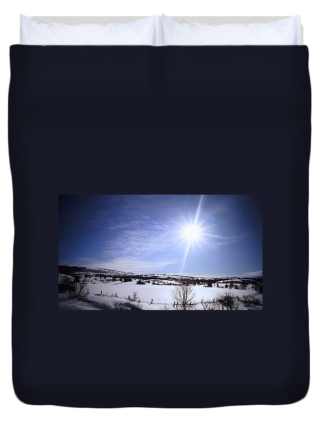 Valdres Duvet Cover featuring the photograph Winter Scenery #6 by Takaaki Yoshikawa