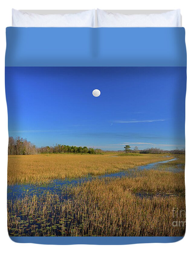 Everglades Duvet Cover featuring the photograph 7- Everglades Moon by Joseph Keane