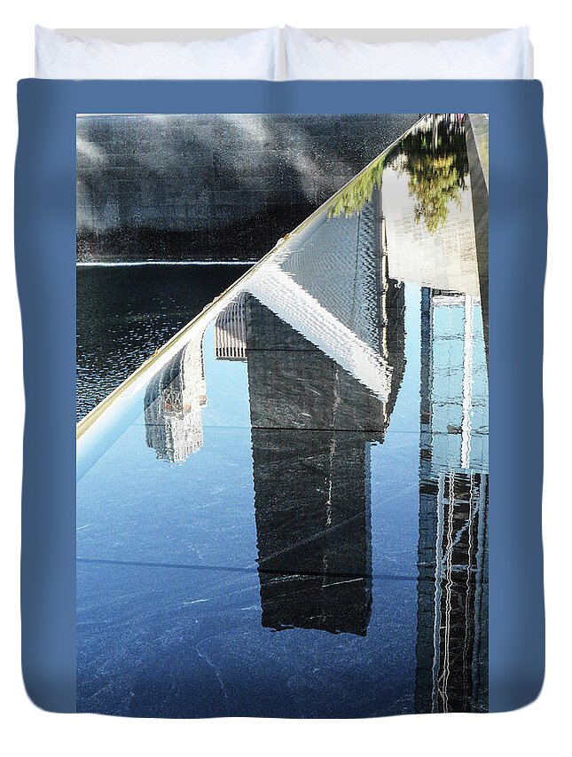 911 Memorial Pool New York City Duvet Cover featuring the photograph 911 Memorial Pool 2016-4 by William Kimble