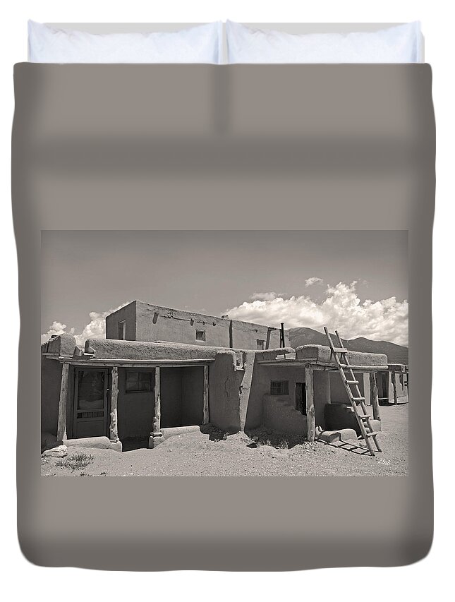 Taos Duvet Cover featuring the photograph A Dwelling by Gordon Beck