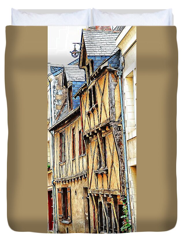 Wooden Frame Buildings Duvet Cover featuring the photograph A Glimpse Into History by Mike Marsden