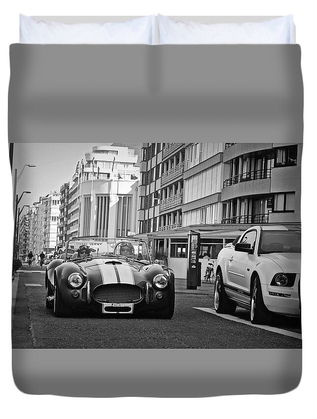 Ac Duvet Cover featuring the photograph AC Cobra by Sportscars OfBelgium
