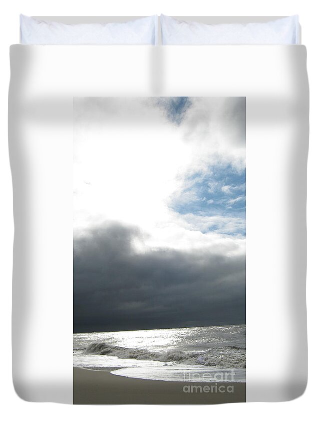 Accepting Light And Darkness Duvet Cover featuring the photograph Accepting light and darkness by Heidi Sieber