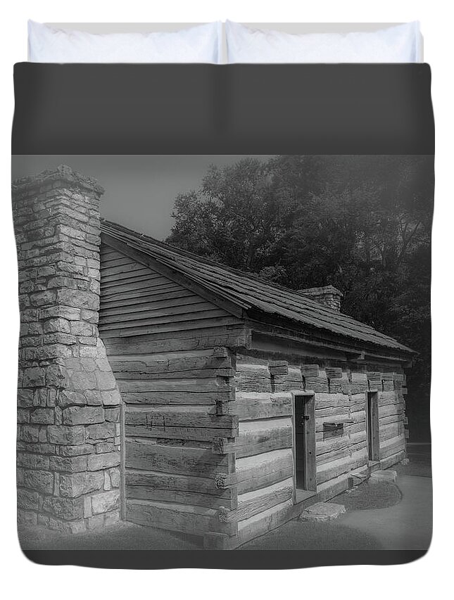 Antebellum Duvet Cover featuring the photograph Aged Cabin at The Hermitage by James L Bartlett