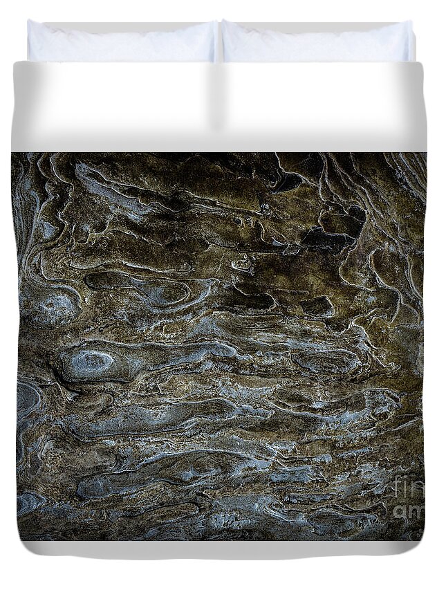 British Columbia Duvet Cover featuring the photograph Agitated by Carrie Cole