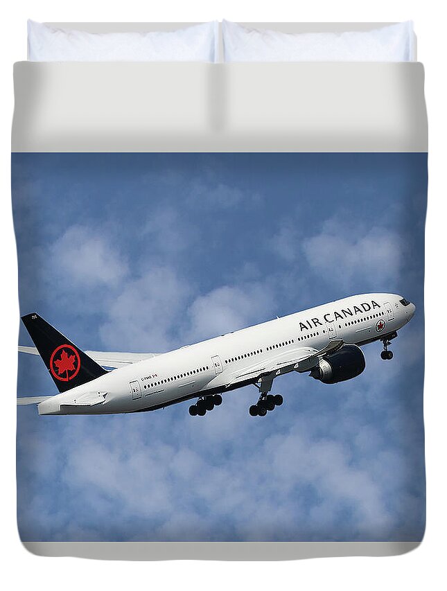 Air Canada Duvet Cover featuring the photograph Air Canada Boeing 777-233 by Smart Aviation