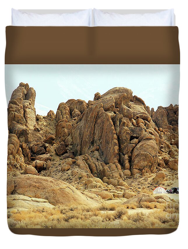 Eastern Sierras Duvet Cover featuring the photograph Alabama Hills Lone Pine California 6574 by Jack Schultz