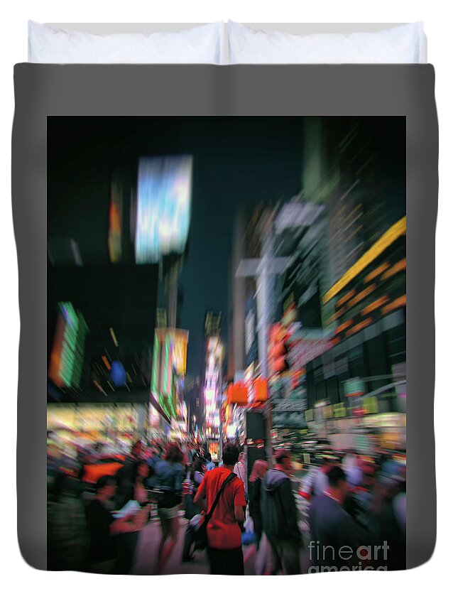 Alone Duvet Cover featuring the photograph Alone In New York City 1 by Jeff Breiman