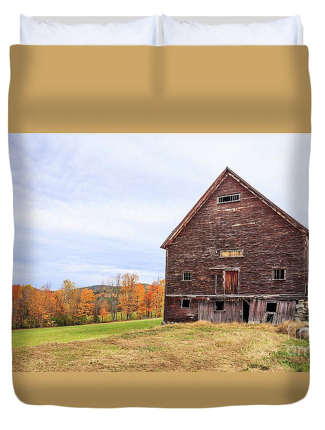 Barn Duvet Cover featuring the photograph An old wooden barn in Vermont. by Edward Fielding