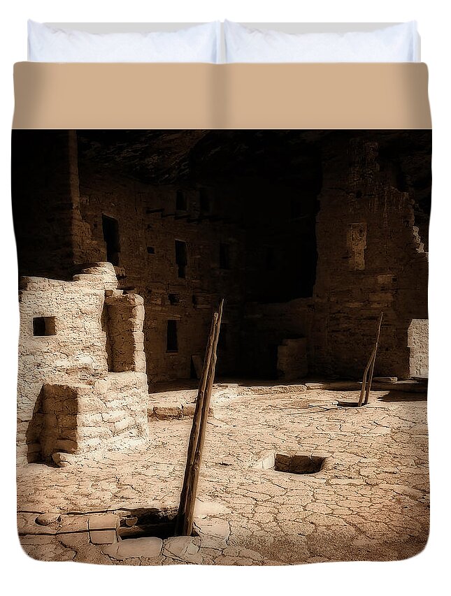 Ancestral Puebloans. Pueblo Duvet Cover featuring the photograph Ancient Sanctuary by Kurt Van Wagner