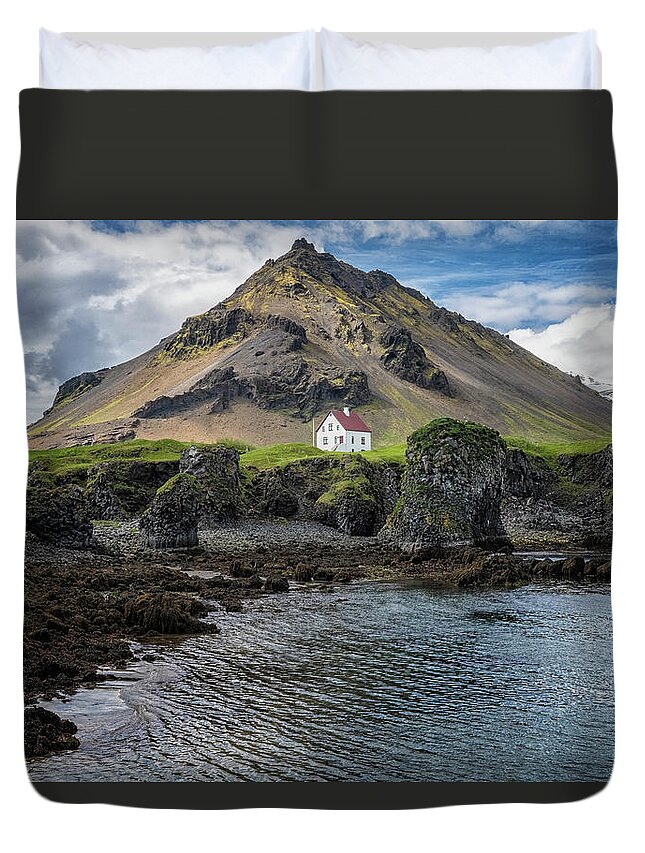 Iceland Duvet Cover featuring the photograph Arnarstapi House by Tom Singleton