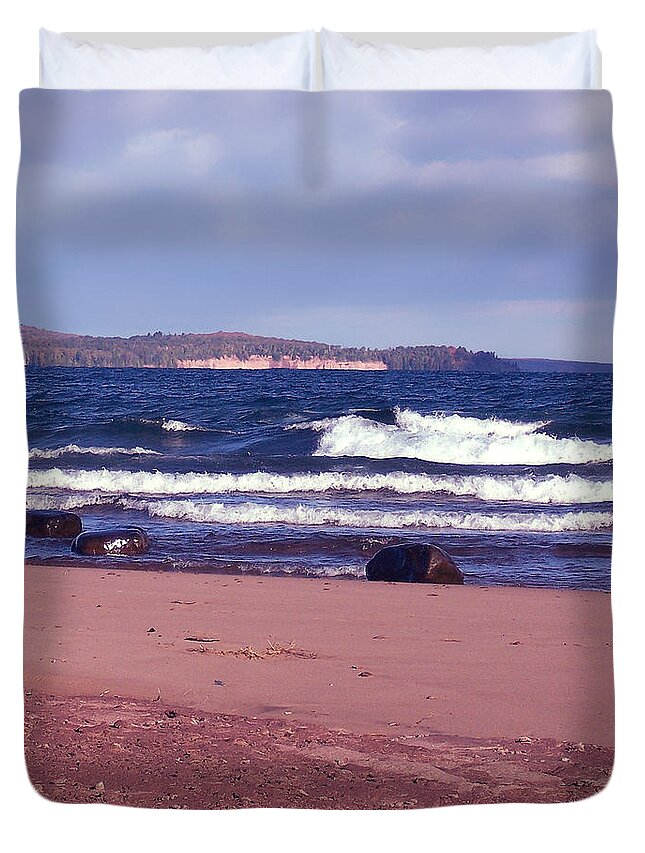 Marquette Duvet Cover featuring the photograph Lake Superior #2 by Phil Perkins