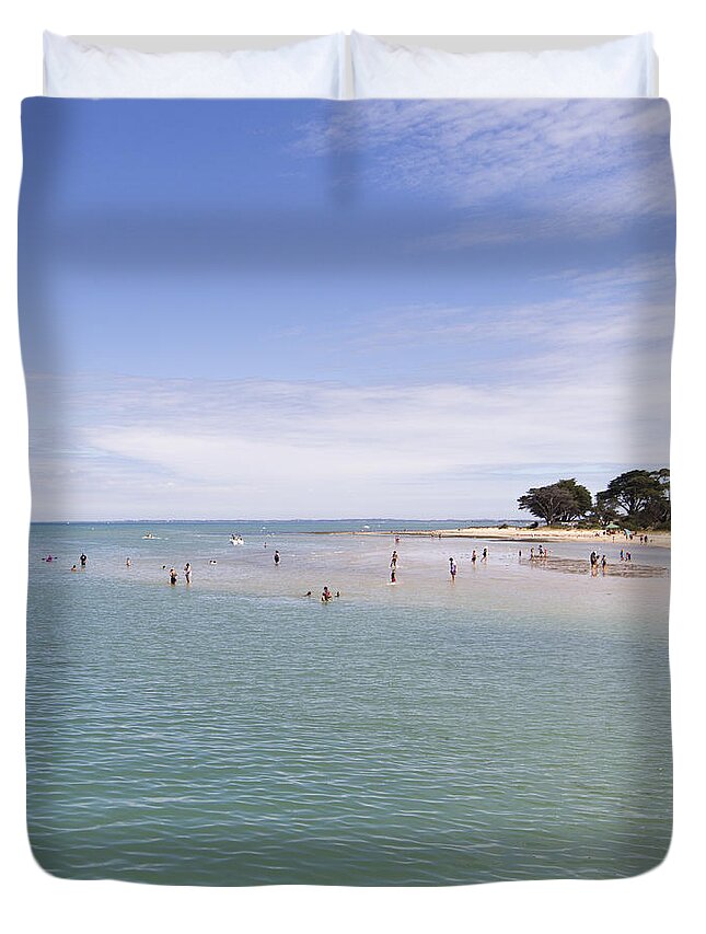 Beach Duvet Cover featuring the photograph St Leonards Panorama by Linda Lees