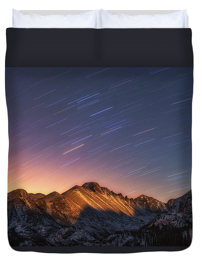 Long Exposure Photography Duvet Cover featuring the photograph As the World Turns by Darren White