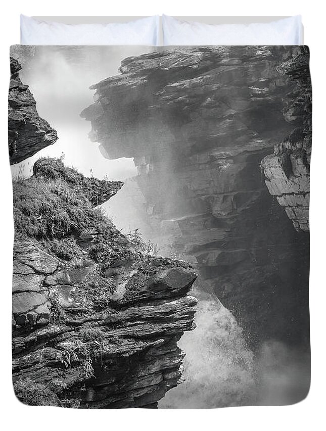 5dii Duvet Cover featuring the photograph Athabasca Falls by Mark Mille