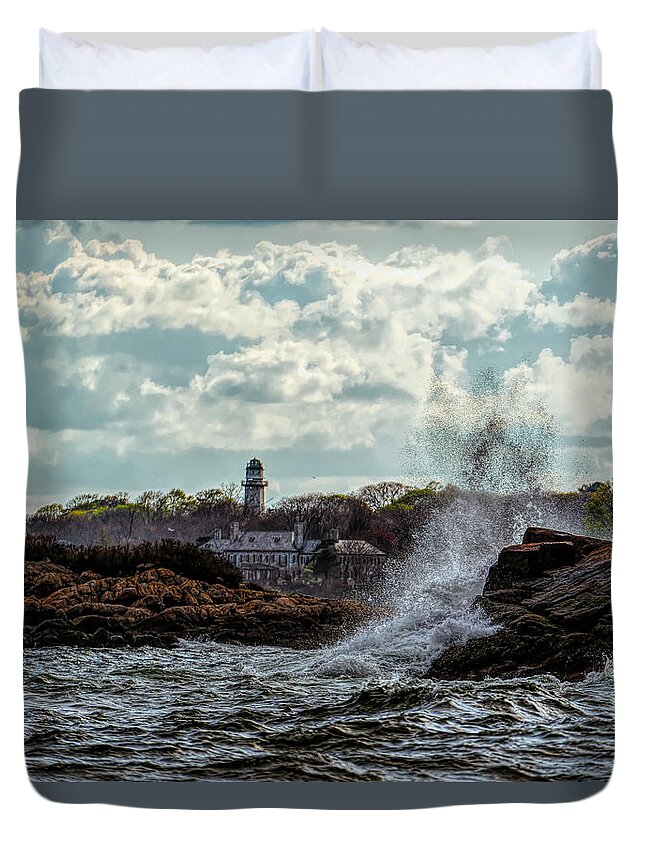 Ocean Duvet Cover featuring the photograph Atlantic Waves by Lilia S