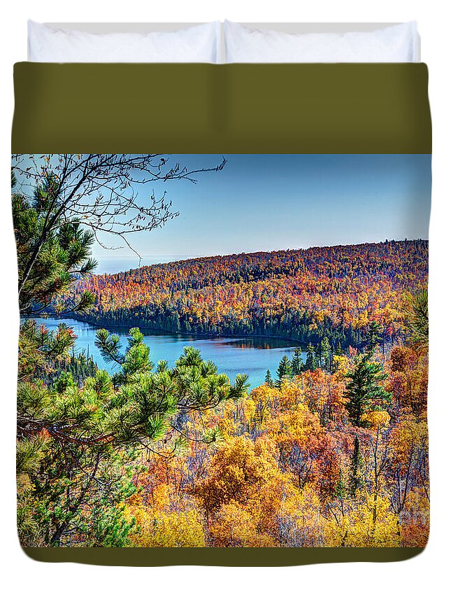 North Shore Duvet Cover featuring the photograph Autumn Colors Overlooking Lax Lake Tettegouche State Park II by Wayne Moran