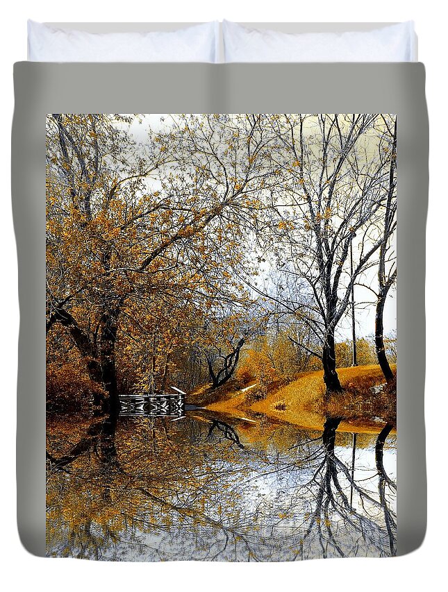 Trees Duvet Cover featuring the photograph Autumnal by Elfriede Fulda