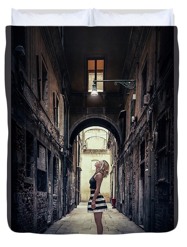 Kremsdorf Duvet Cover featuring the photograph Backstreet Dreamer by Evelina Kremsdorf