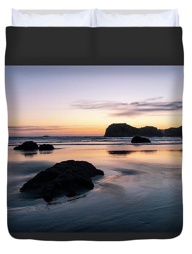 Beach Duvet Cover featuring the photograph Bandon Reflections by Steven Clark