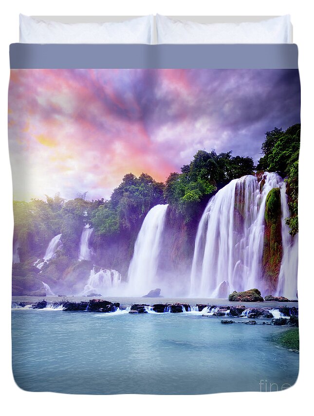 Waterfall Duvet Cover featuring the photograph Banyue waterfall by MotHaiBaPhoto Prints