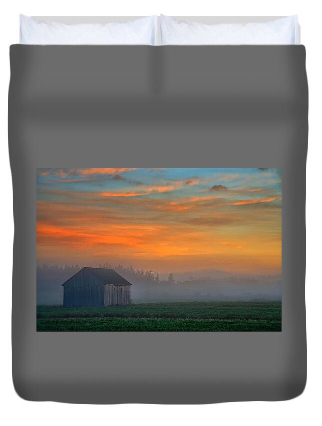 Dawn Duvet Cover featuring the photograph Barn and Mist at Dawn by Irwin Barrett
