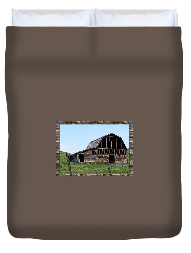 Enhanced Photography Duvet Cover featuring the photograph Barn by Susan Kinney