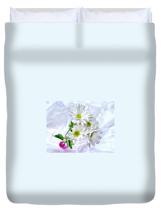 Daisy Duvet Cover featuring the photograph Be Happy by Krissy Katsimbras