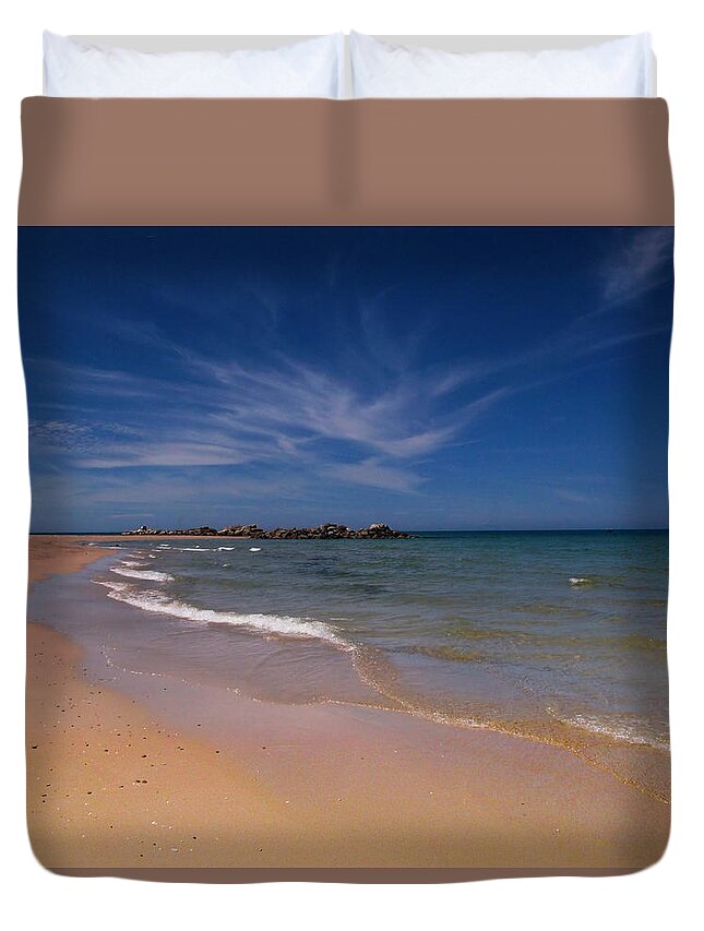 Beach Duvet Cover featuring the photograph Beach And Stonewall by Mark Blauhoefer