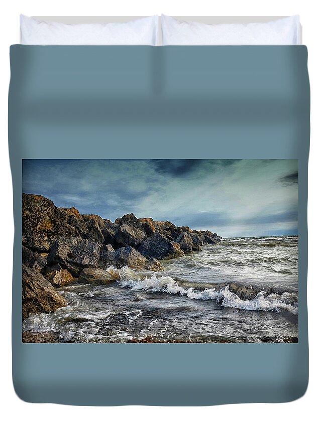 Water Duvet Cover featuring the photograph Beach Break Wall by Brent Buchner