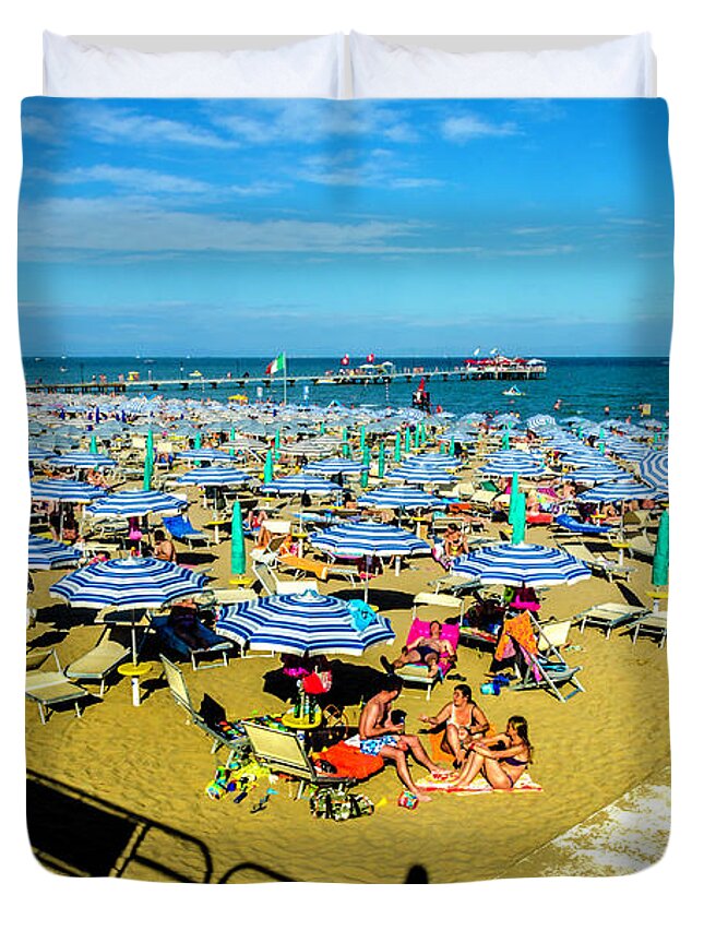 Beach Duvet Cover featuring the photograph Beach scene by Wolfgang Stocker