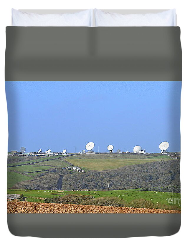 Hartlandpoint Duvet Cover featuring the photograph Beam me up Scotty by Andy Thompson