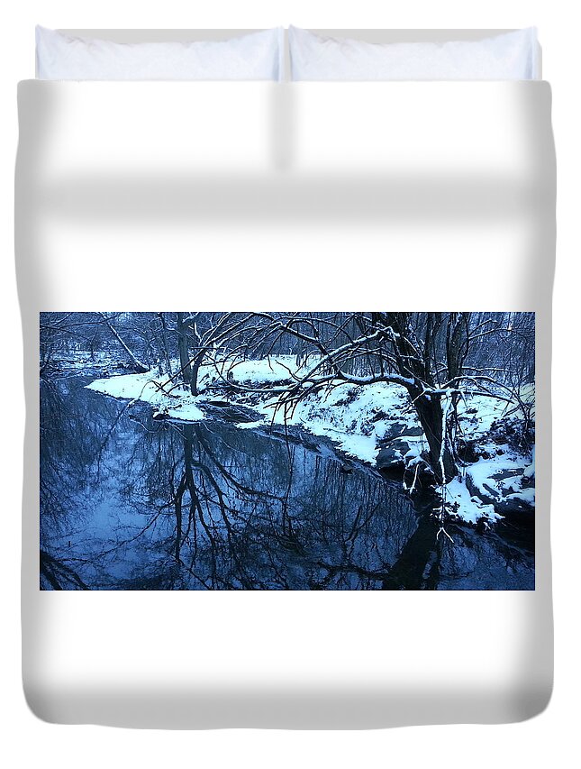 Winter Season Duvet Cover featuring the photograph Beargrass Creek on a Winter Evening by William Slider