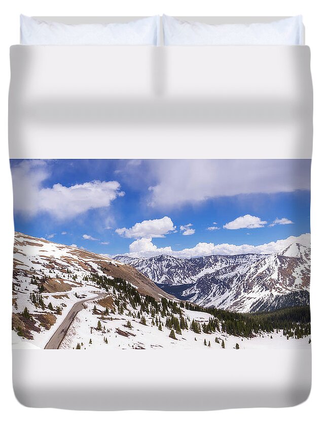 Colorado Duvet Cover featuring the photograph Beautiful Cottonwood Pass by Tim Reaves