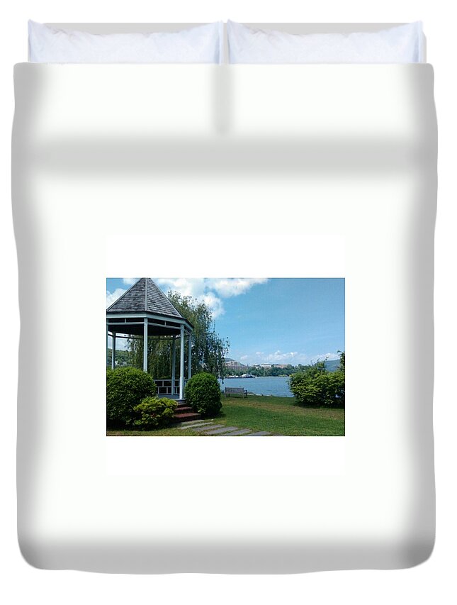 Nofilter Duvet Cover featuring the photograph Beautiful Day By The Hudson With A View by Pascal Brun