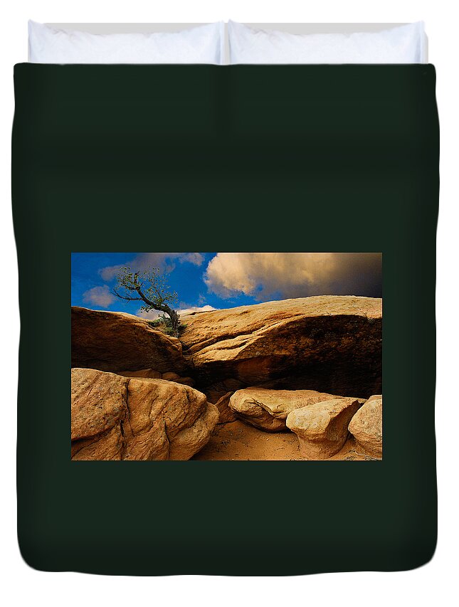 Harry Spitz Duvet Cover featuring the photograph Between a Rock and a Hard Place by Harry Spitz