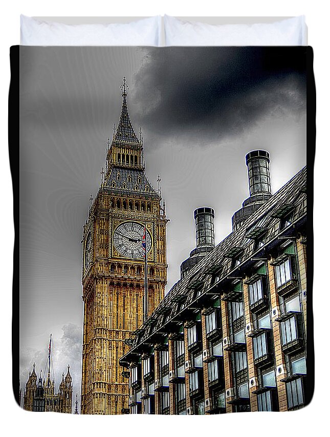 Big Ben Duvet Cover featuring the photograph Big Ben and Parliament by Karen McKenzie McAdoo