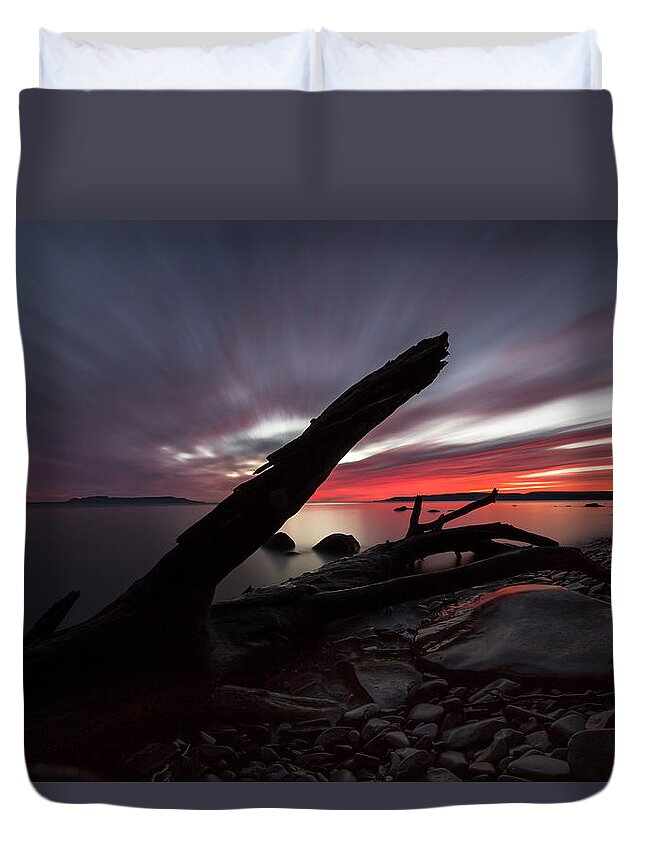 Aboriginal Duvet Cover featuring the photograph Big Red Sky, Point Place 2 by Jakub Sisak