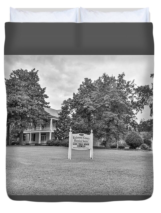 Black And White Duvet Cover featuring the photograph Black and White 58 by Jimmy McDonald