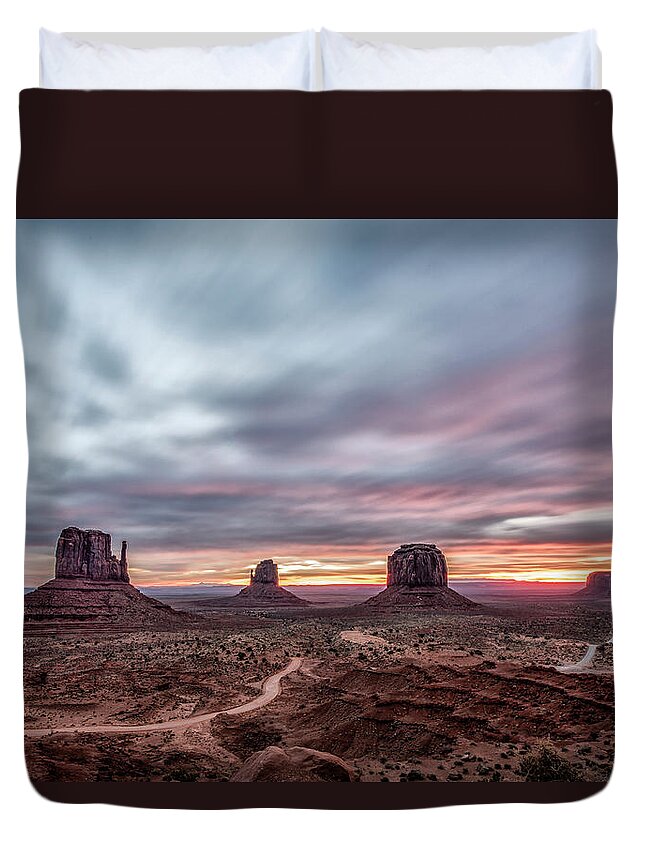 America Duvet Cover featuring the photograph Blended Colors Over the Valley by Jon Glaser