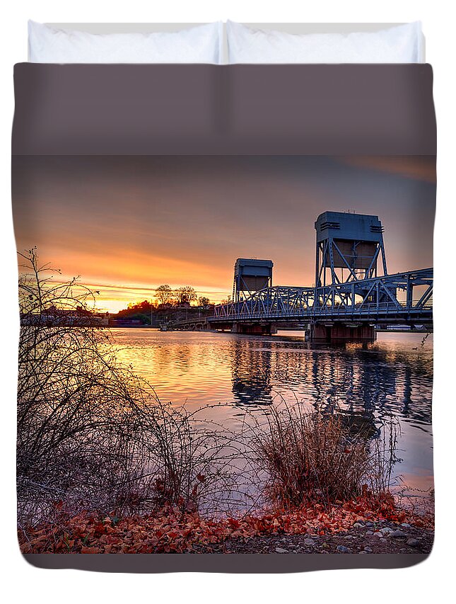 Lewiston Duvet Cover featuring the photograph Blue Bridge Sunrise by Brad Stinson