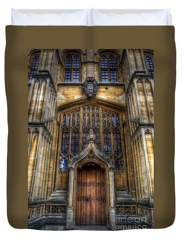 Yhun Suarez Duvet Cover featuring the photograph Bodleian Library Door - Oxford by Yhun Suarez